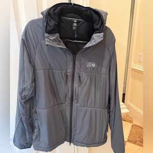 Mountain hardware jacket